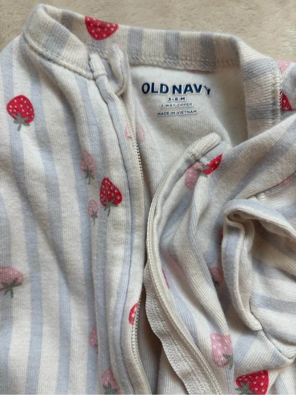 Baby girl lot of 5 sleepers size 3-6 month gap old navy Romper Jessica Simpson